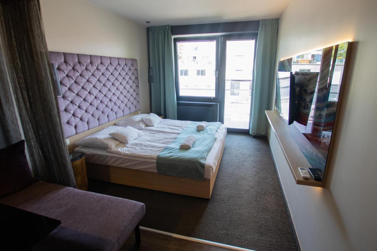 Vision Apartman Sarvar Ngoại thất bức ảnh